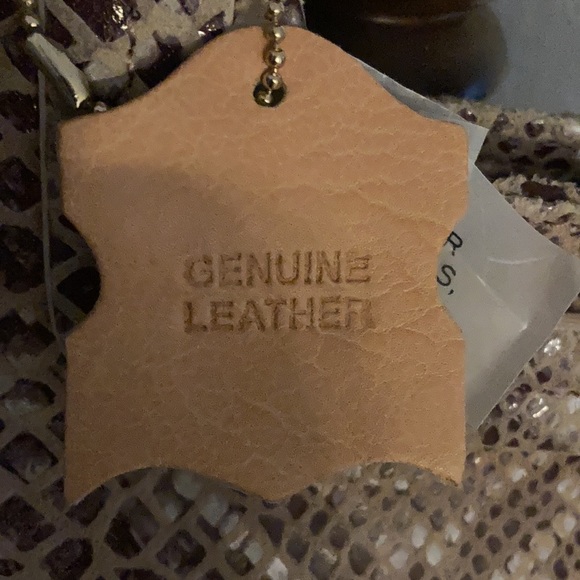 TMRW STUDIO Snakeskin Embossed Foldover Clutch - Picture 4 of 6